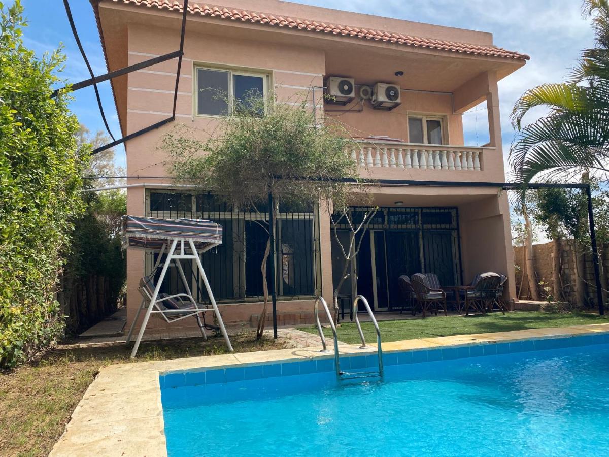 Elegant Villa With Private Pool Alexandria Exterior photo